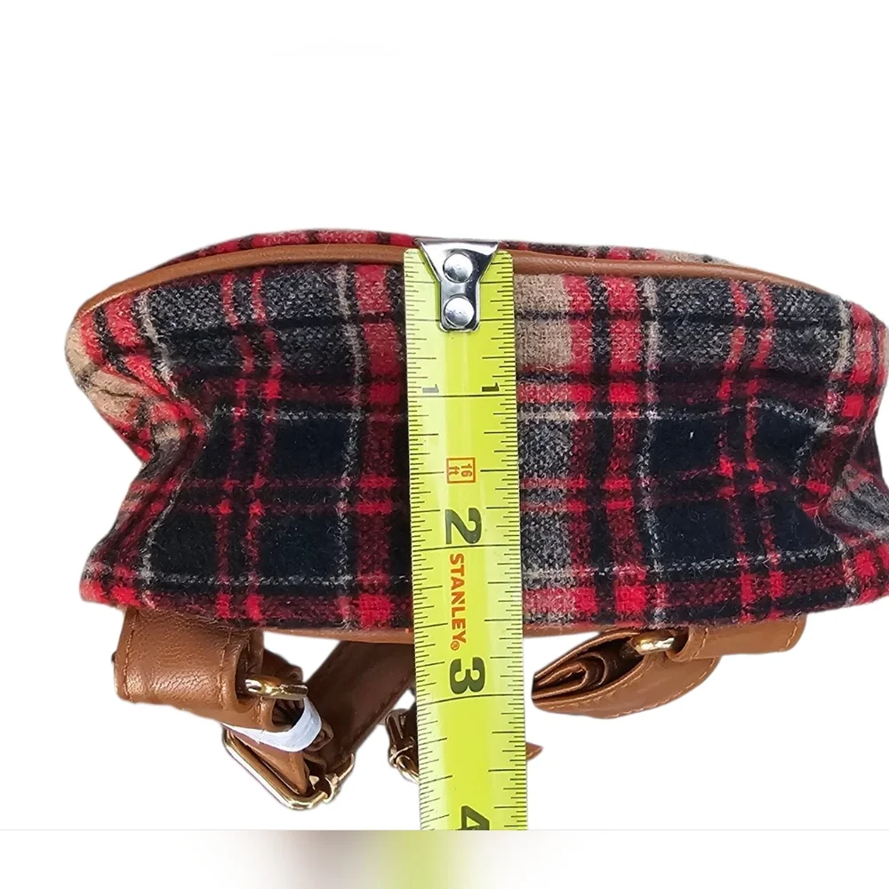 Tommy Bahama - NEW Mini Backpack Fall Plaid Colors. May Be Kids. No Pockets - Picture 12 of 14